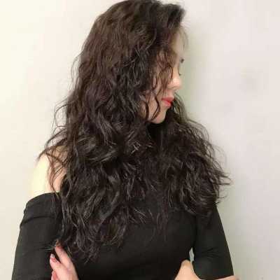 热烫头发怎么打理（热烫头发怎么打理好）