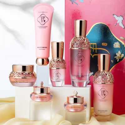25至30岁用什么护肤品（30多岁用哪款保湿补水护肤品好）