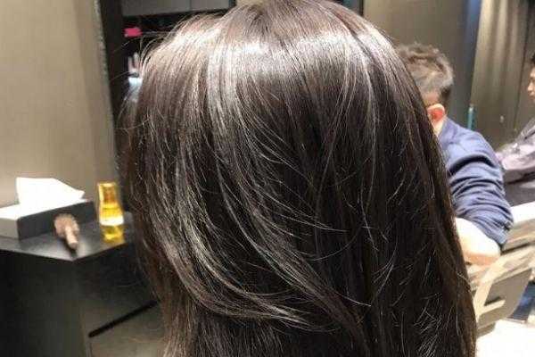 第一次漂头发对头发伤害大吗,第一次染发有什么危害吗
