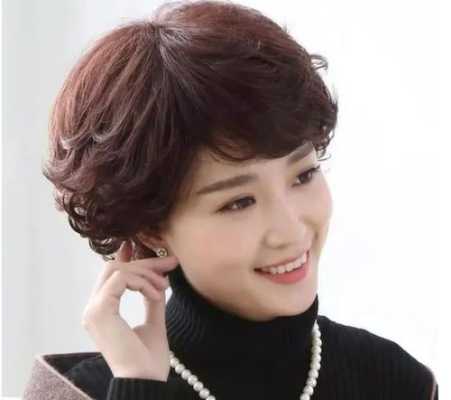 五十岁女人剪什么短发型好看（五十岁女人剪什么短发型好看图片）