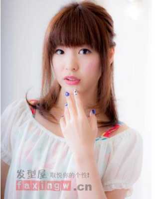 女孩中长发怎么扎好看（浅发多的长发怎么扎好看）