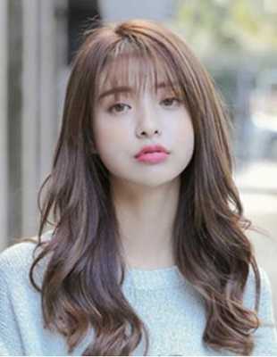 四方形脸适合什么发型（四方形脸适合什么发型女生）