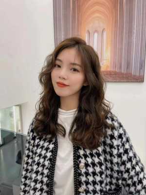 什么卷发型（法式慵懒卷和羊毛卷有什么区别）