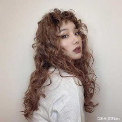 什么卷发型（法式慵懒卷和羊毛卷有什么区别）