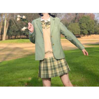 绿什么裙（绿色jk制服叫什么）