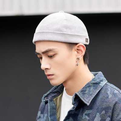 什么脑男（头比较尖的男生适合什么帽子）