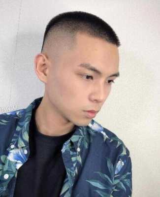 男生怎么从寸头留长发（男生怎么从寸头留长发到短发）