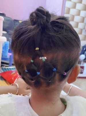 乱发丸子头怎么扎,小丸子头怎么扎视频小宝宝