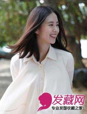 直发穿什么衣服（直头发怎么披着好看）