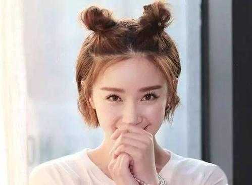 圆脸头发怎么扎双丸子头,圆脸怎么扎丸子头好看图片