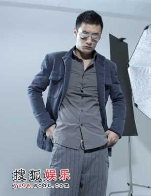 余文乐的发型怎么弄（《男儿本色》中余文乐的发型应该怎么剪）