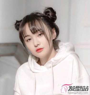 低双丸子头怎么扎,低双丸子头怎么扎简单好看