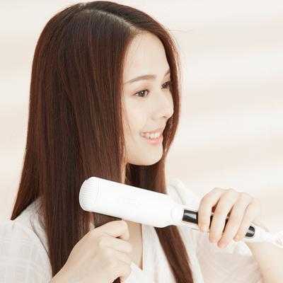 夹板怎么弄卷发教程（夹板怎么弄卷发教程视频）