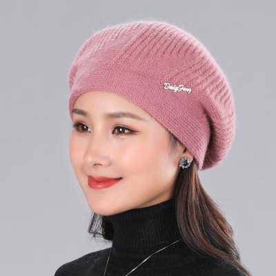 四五十岁女人冬天戴的帽子,中年人应该带什么样的帽子