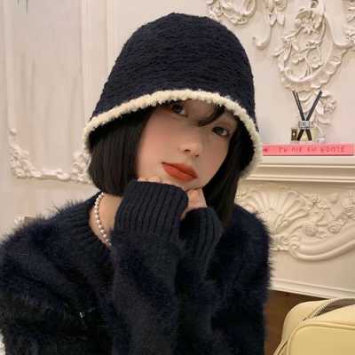 冬季短发适合什么帽子（短发女生冬天戴什么帽子好看）
