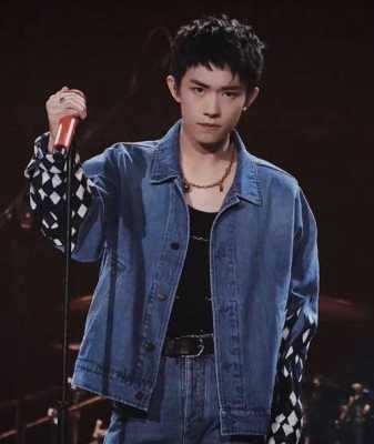 狗啃式刘海怎么剪教程（狗啃式刘海怎么剪教程男）