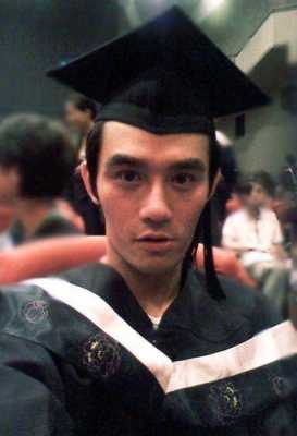 小学毕业照扎什么发型（毕业证件照的发型）