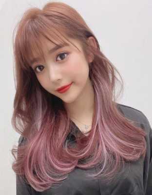 2021流行染什么颜色,现在流行什么颜色的发型女