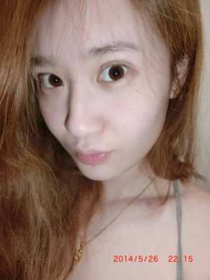 我是汉族人，为什么我的头发是黄颜色的,头发是黄的怎么回事儿