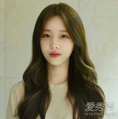 脸大适合染深色还是浅色,脸大头发染什么颜色好看图片
