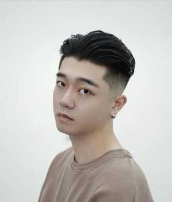 廋脸适合什么发型男（廋脸人适合做什么发型好看）