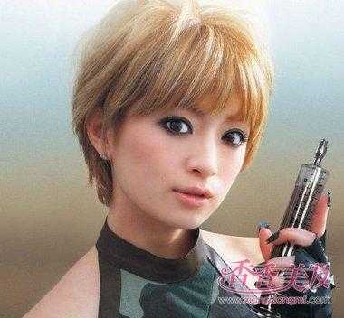 脸型为方脸的女生适合什么样的短发短发,女方脸适合什么短发型图片