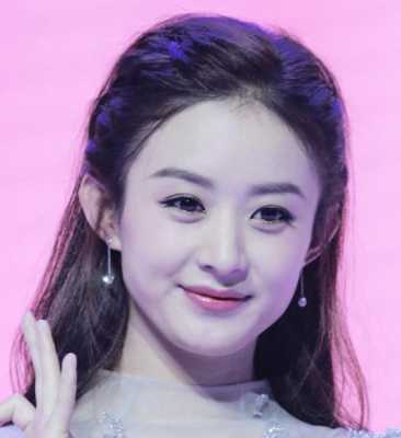 中分编发赵丽颖怎么扎（中分编发赵丽颖怎么扎）