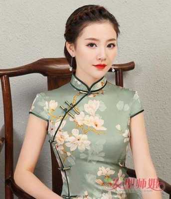 旗袍秀短发怎么弄造型（穿旗袍短发怎么扎半散下）