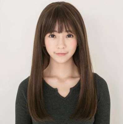 发际线高适合什么发型女生（发际线高适合什么发型女生学生）