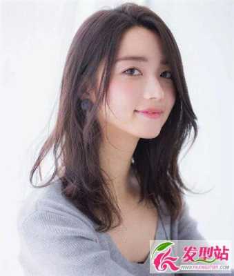 方脸适合什么卷发图片（方脸又长适合什么卷发）