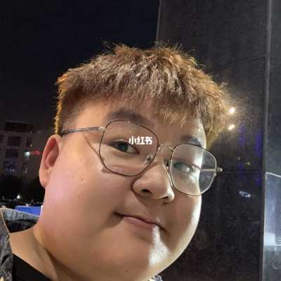 胖子染发适合什么颜色,胖子染什么颜色的头发好看图片