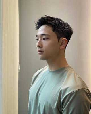 男生头发有什么样的发型（男生头发有什么样的发型好看）