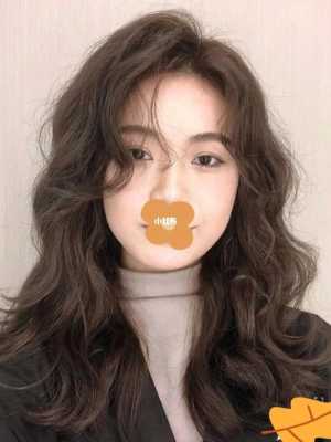 圆脸适合烫什么样的卷（圆脸烫看摩根烫好还是纹理烫好）