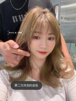 什么颜色头发（头发的本色是什么颜色）