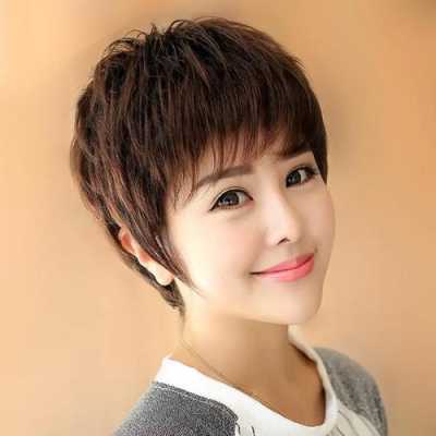 什么发好看（四十多岁的女人理什么发好看）