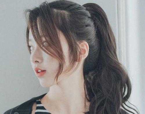 高马尾刘海怎么弄好看（高马尾刘海怎么弄好看图片）