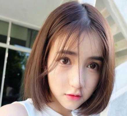 短什么什么什么颜色好看（短什么什么什么颜色好看）