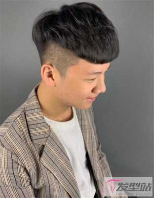 头发厚适合什么发型男（头发厚适合什么发型男生）