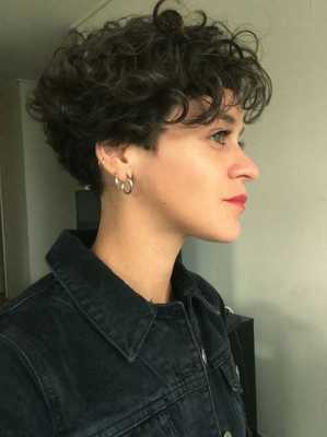 short black hair 还是 black short hair,又短又什么发型好看