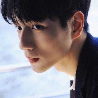 什么脸是好看的男生（什么脸是好看的男生图片）