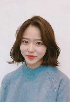 什么厚什么什么发型（什么厚什么什么发型女）
