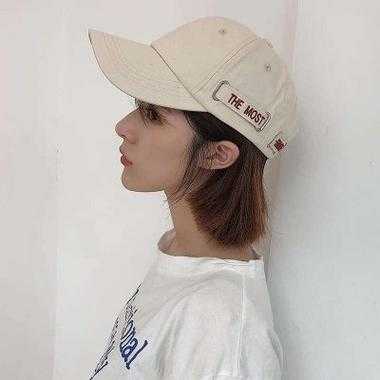 什么脸带帽子好看（什么脸带帽子好看图片）