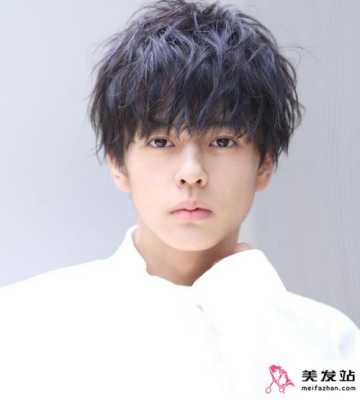 短发什么好看男生（短发什么好看男生发型）
