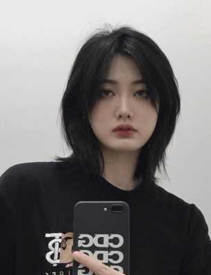 圆脸适合什么发型短（半扎狼尾适合圆脸吗）