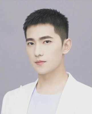 杨洋的寸头怎么剪,杨洋发型两边怎么剪好看