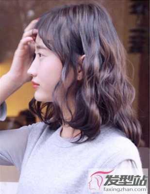 短发怎么做水波纹发型（什么样的短发比较好看）