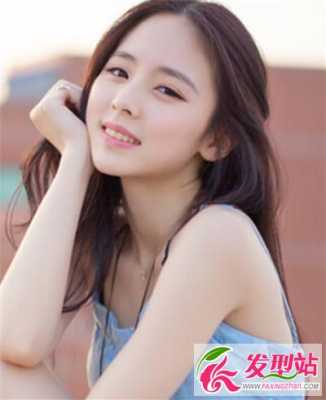 女生适合什么发型图片（小脸女生适合什么发型图片）