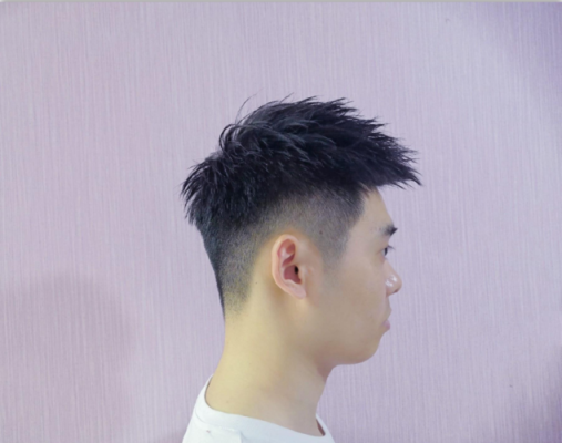 男的什么头发好看（男的什么头发好看）